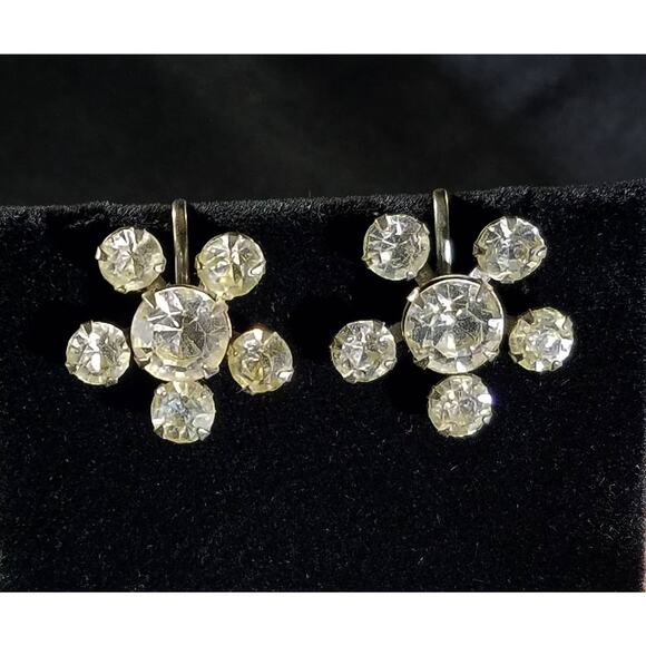 Vintage Weiss Flower Rhinestone Screw Back Earrings, 1950's , 3/4 Inch - Picture 9 of 10